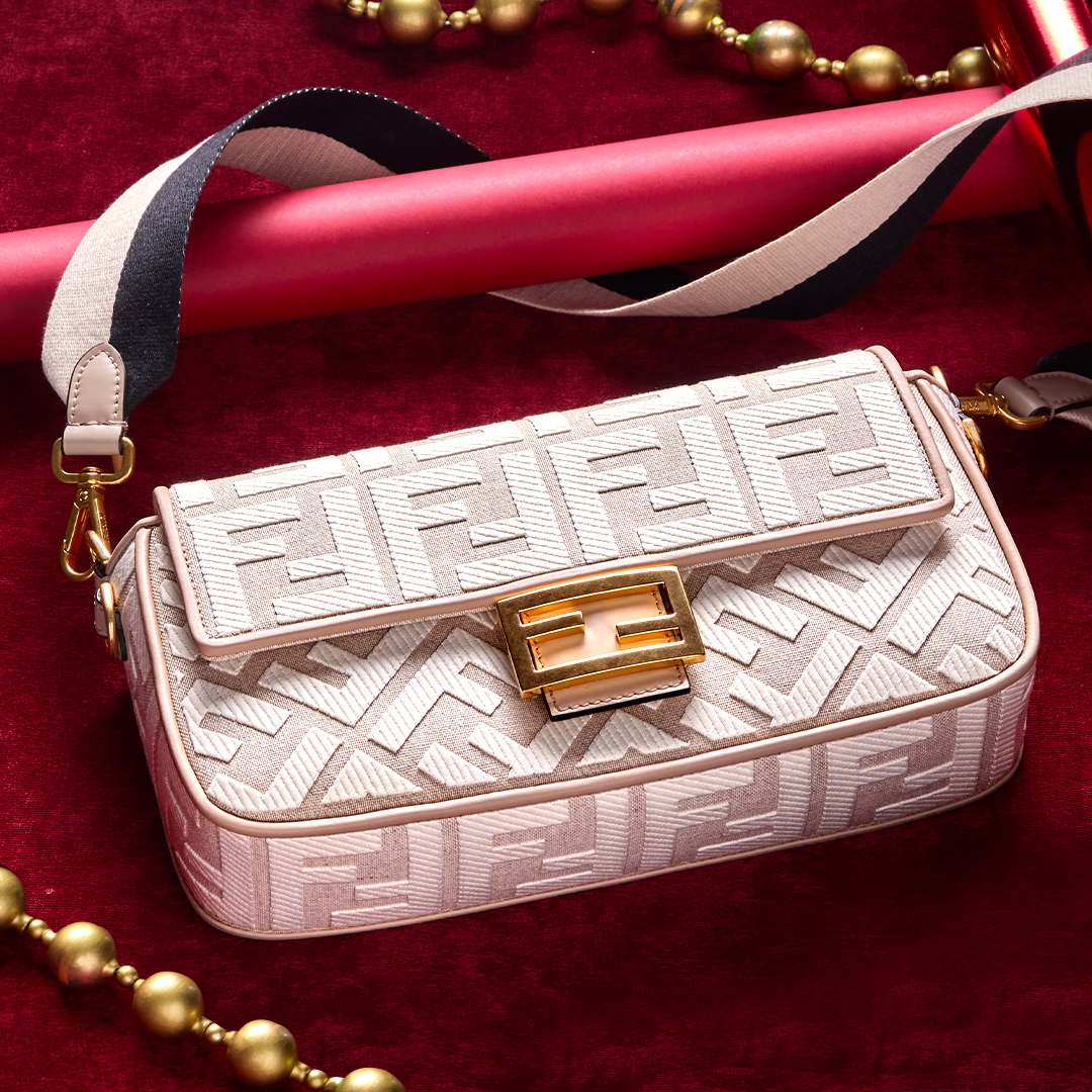 766657 Fendi